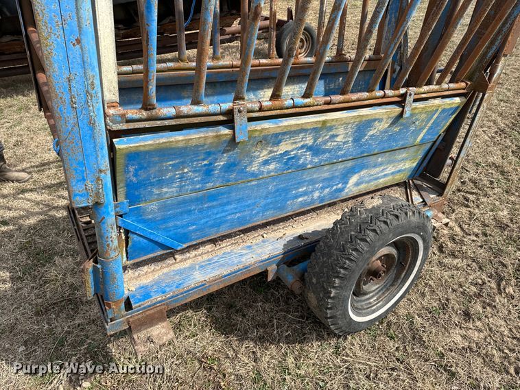 image for item OJ9597 Squeeze chute