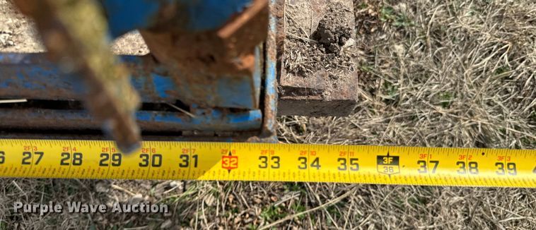 image for item OJ9597 Squeeze chute