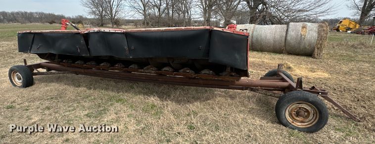 image for item OJ9598 Case IH RDX161 disc windrower head