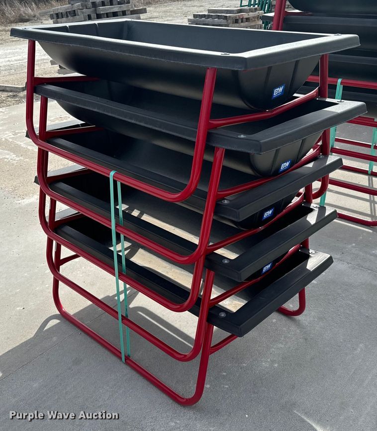 image for item OJ9609 B&W PT15050 bunk feeders