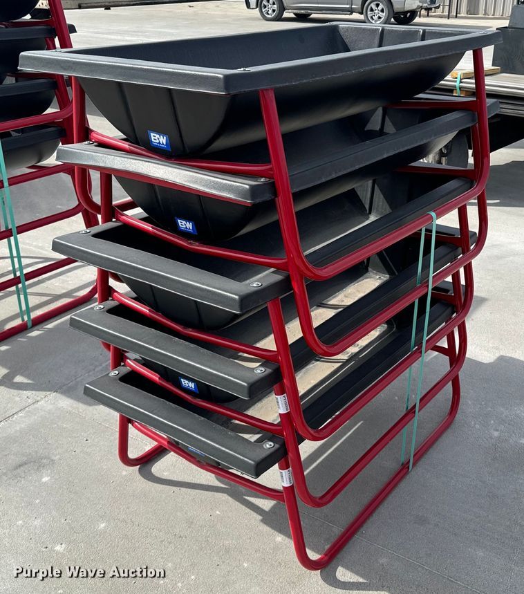 image for item OJ9609 B&W PT15050 bunk feeders