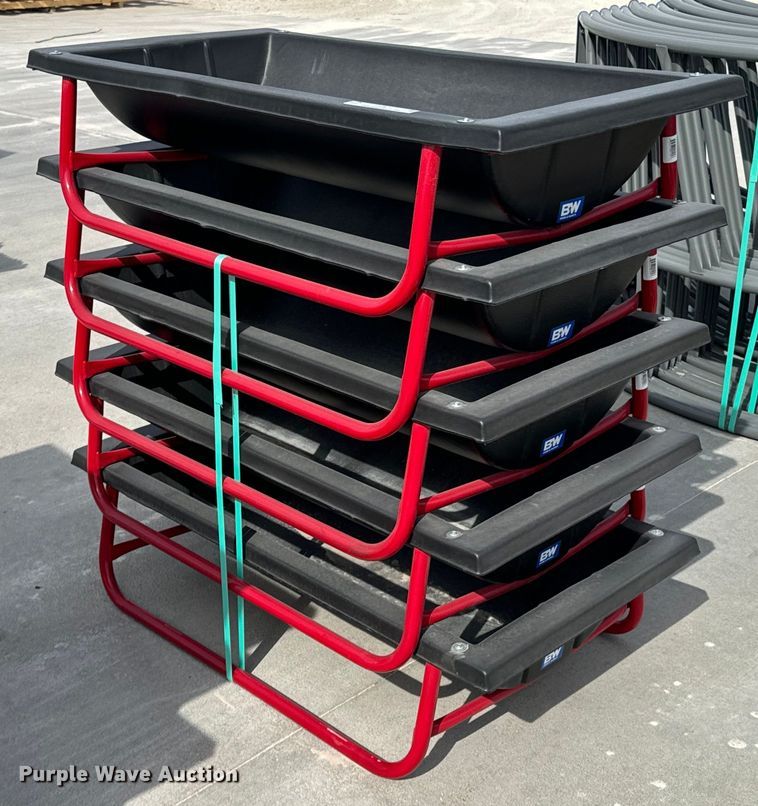 image for item OJ9610 B&W PT15080 bunk feeders