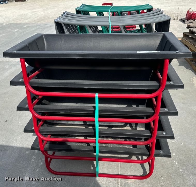 image for item OJ9610 B&W PT15080 bunk feeders