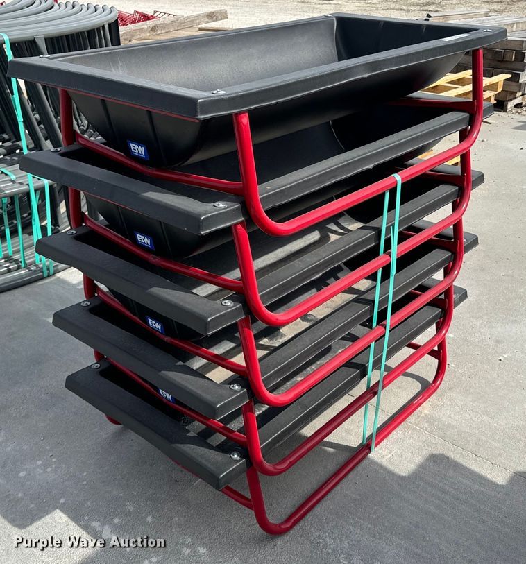 image for item OJ9610 B&W PT15080 bunk feeders