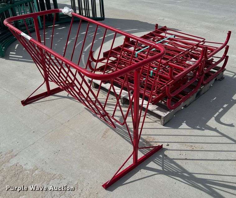 image for item OJ9613 (6) B&W V-Racks