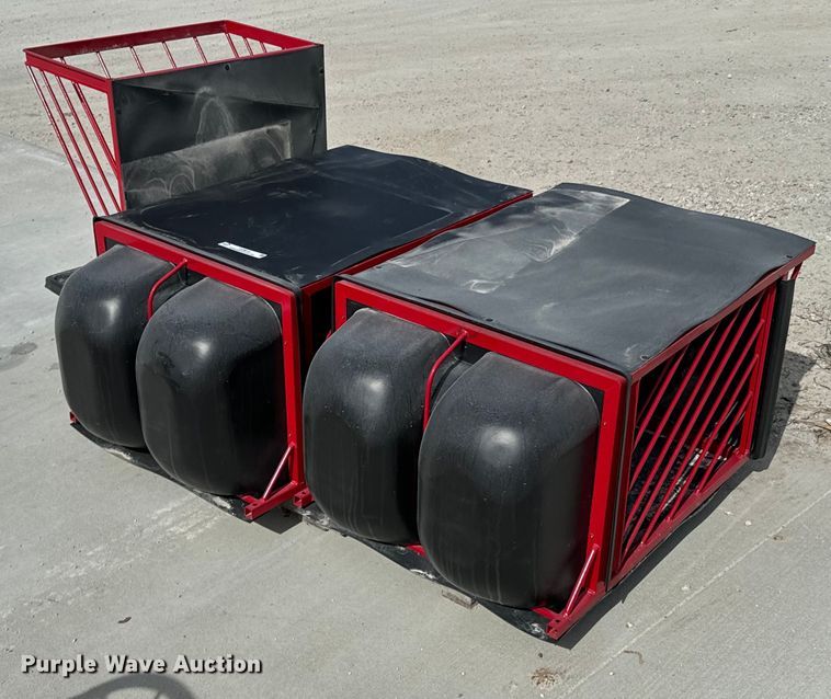 image for item OJ9614 (5) B&W wall feeders