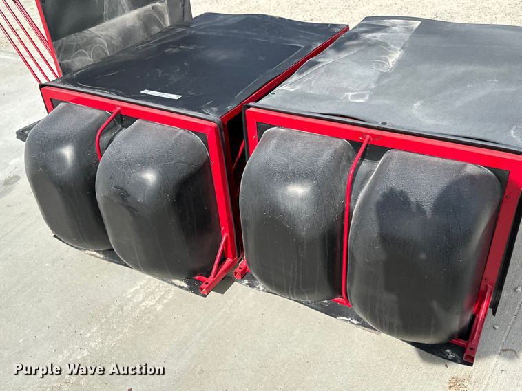 image for item OJ9614 (5) B&W wall feeders