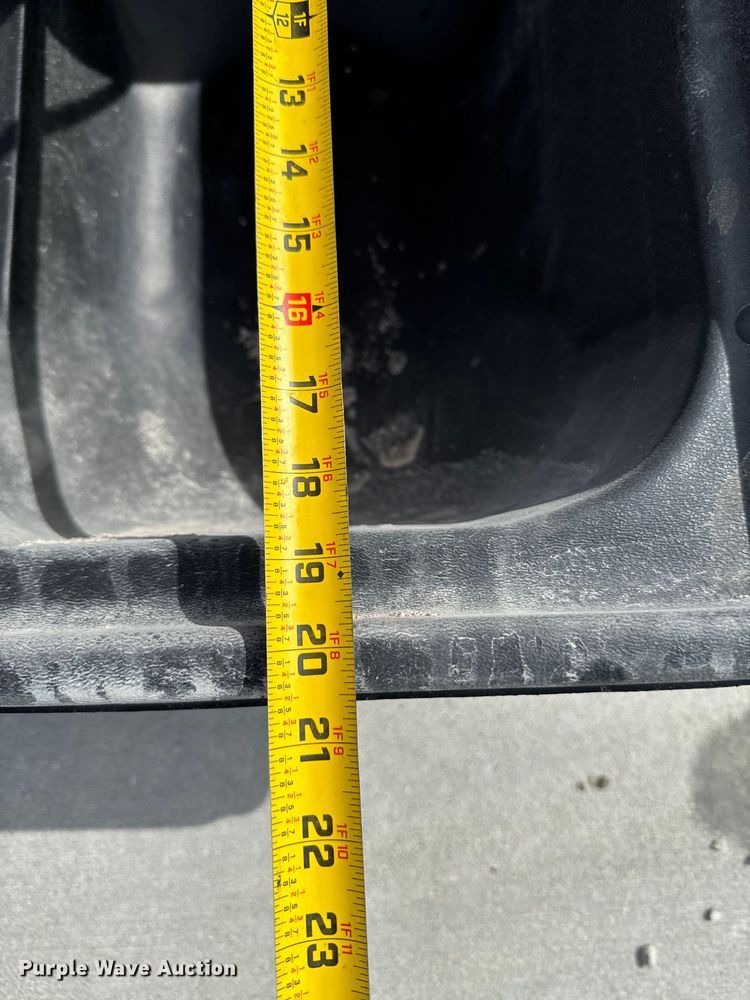 image for item OJ9614 (5) B&W wall feeders