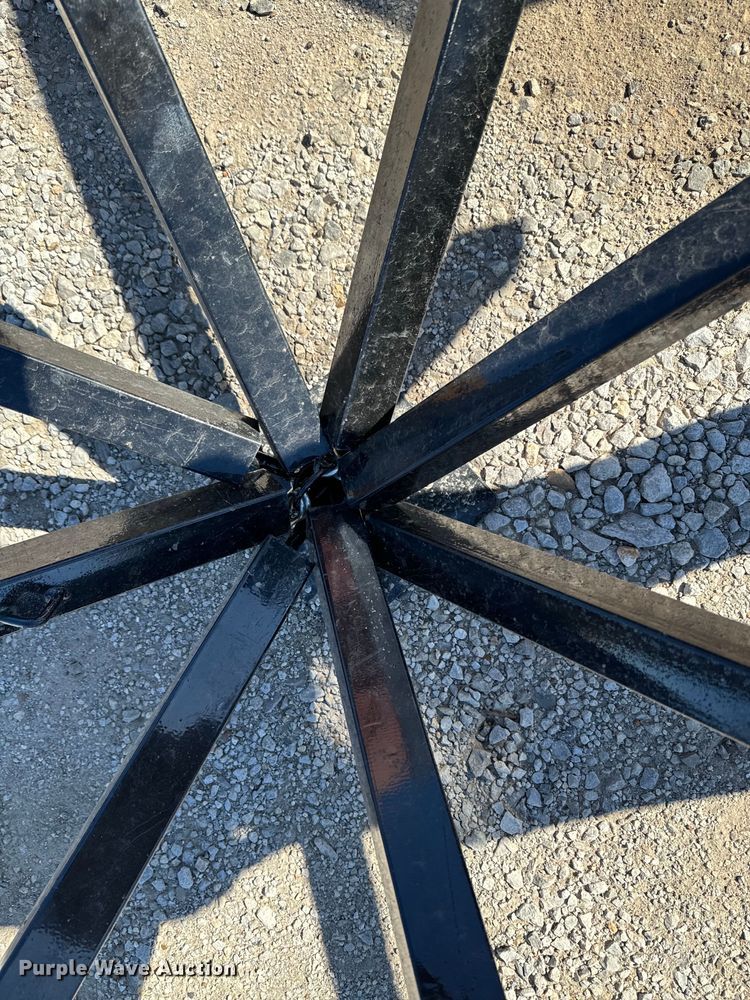 image for item OJ9645 My-D Han-D cake feeder and bale saver