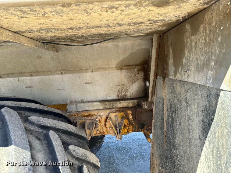 image for item OJ9648 Ag-Chem TerraGator 8104 spreader