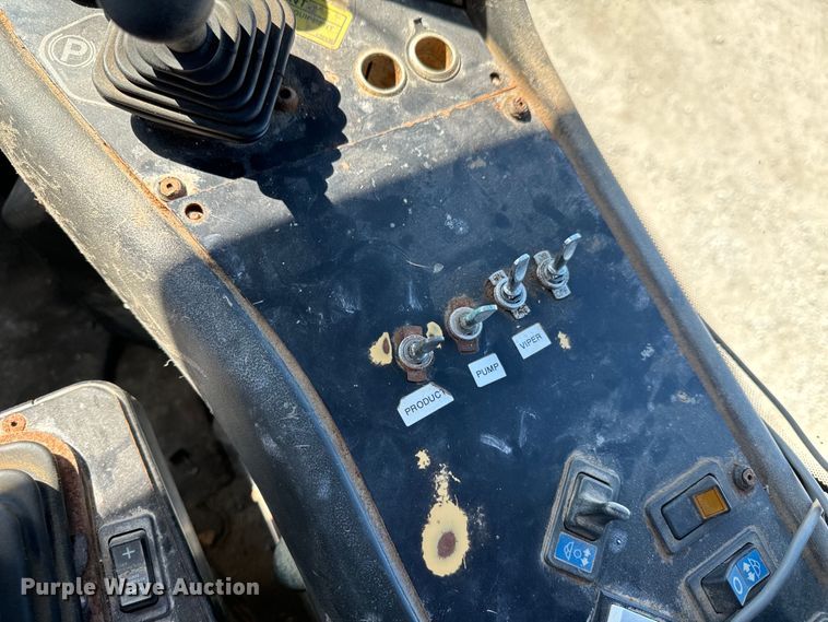 image for item OJ9648 Ag-Chem TerraGator 8104 spreader