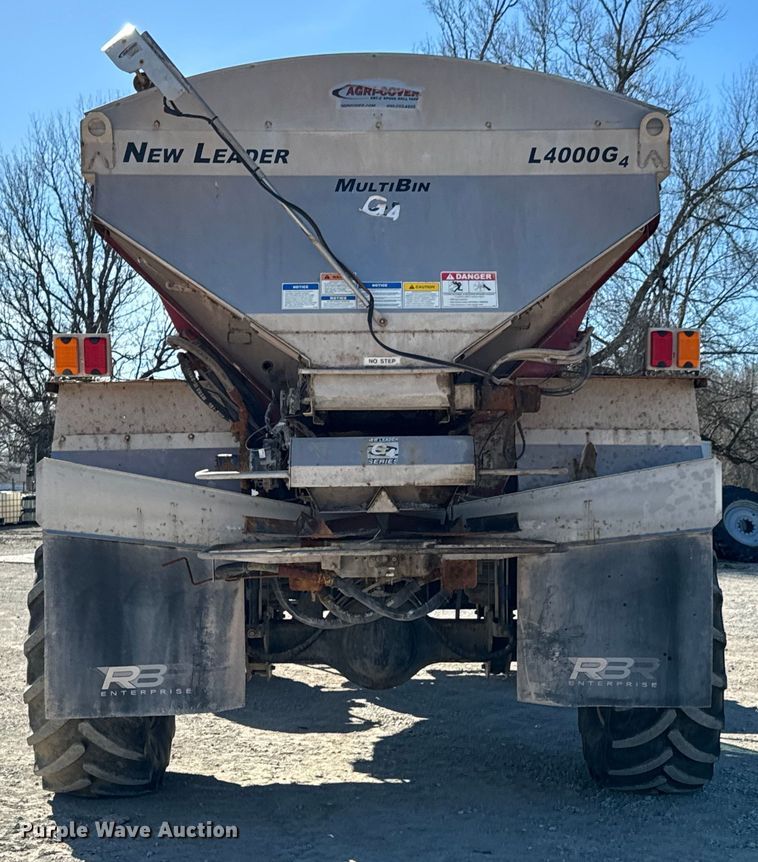 image for item OJ9649 RBR Vector 300 spreader