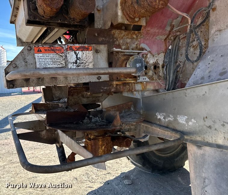 image for item OJ9649 RBR Vector 300 spreader