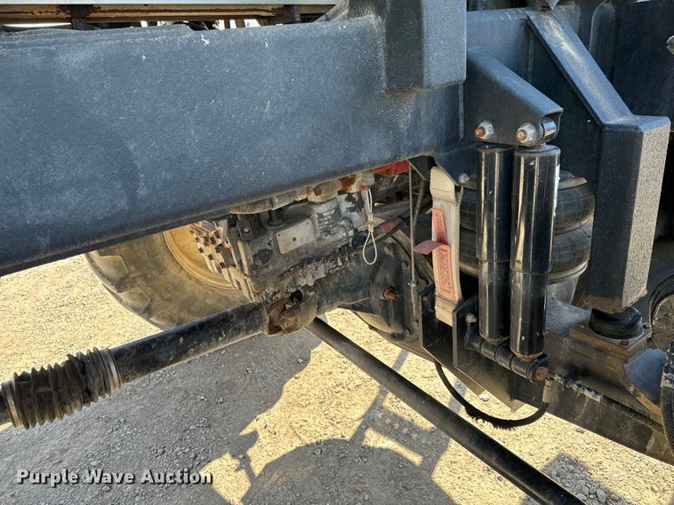 image for item OJ9649 RBR Vector 300 spreader