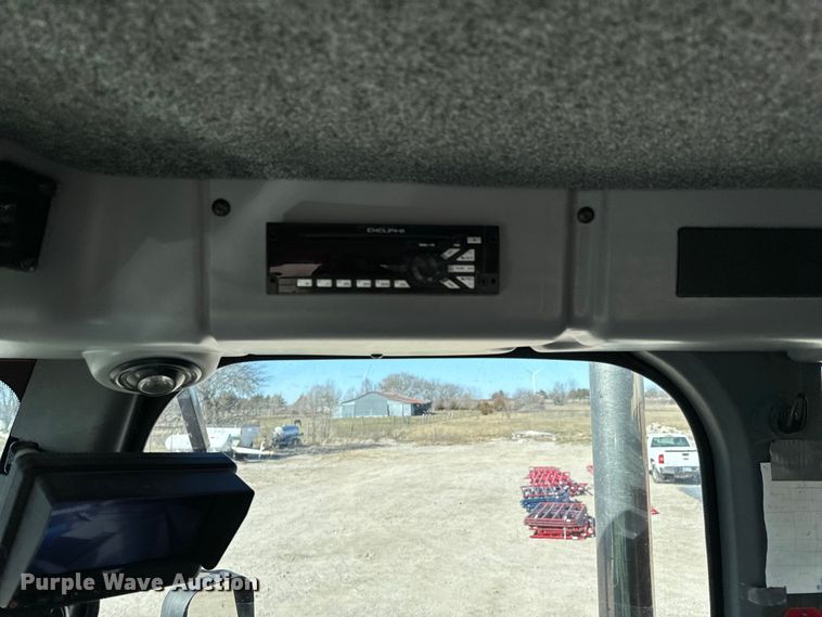 image for item OJ9649 RBR Vector 300 spreader