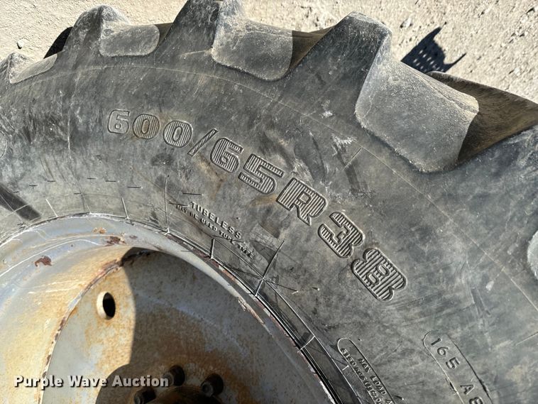 image for item OJ9649 RBR Vector 300 spreader