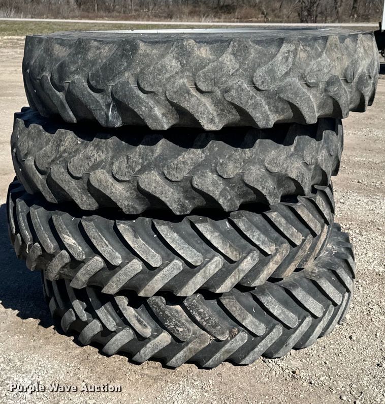 image for item OJ9649 RBR Vector 300 spreader