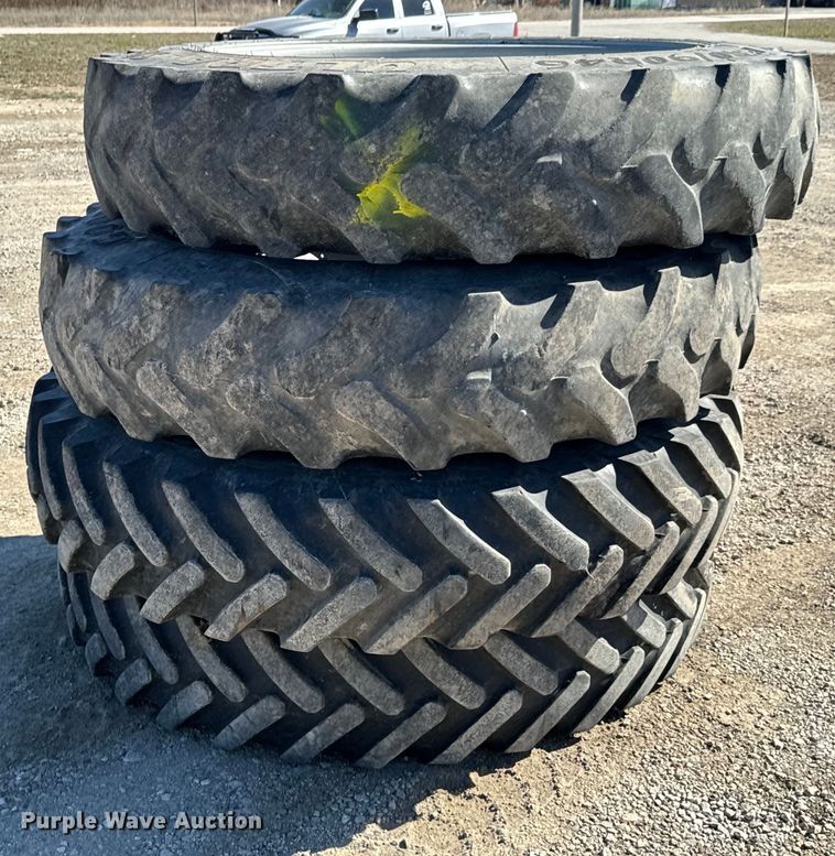 image for item OJ9649 RBR Vector 300 spreader