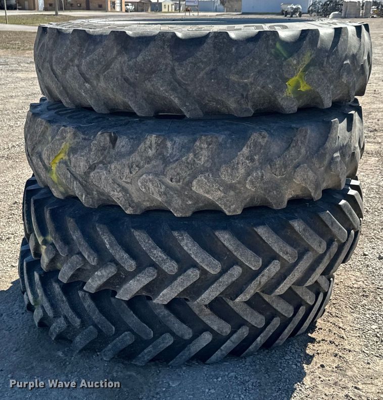 image for item OJ9649 RBR Vector 300 spreader