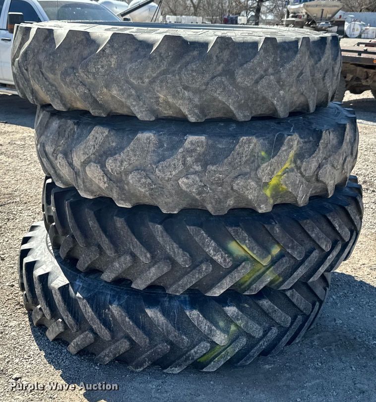 image for item OJ9649 RBR Vector 300 spreader