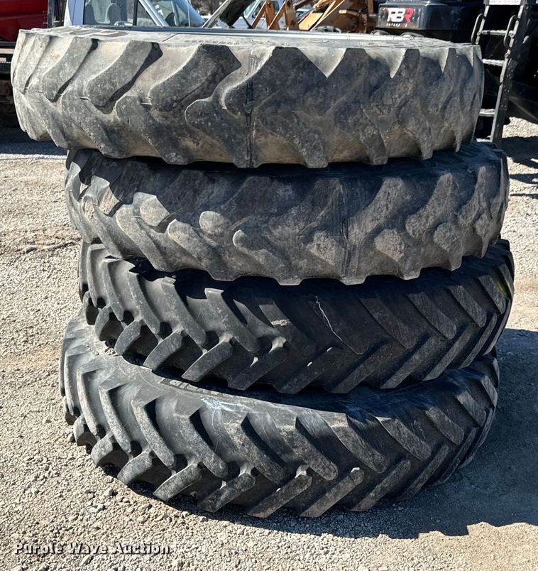 image for item OJ9649 RBR Vector 300 spreader