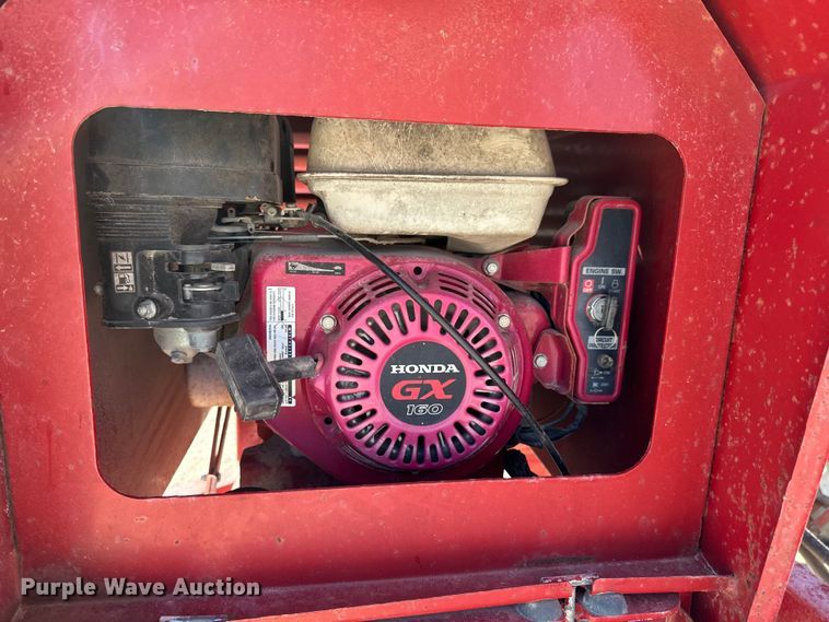 image for item OJ9652 Feed Train 600A grain cart