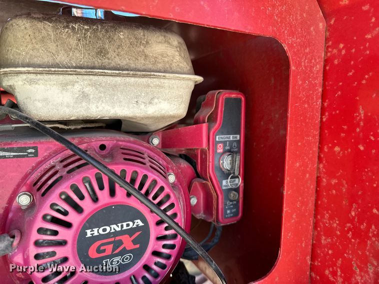 image for item OJ9652 Feed Train 600A grain cart