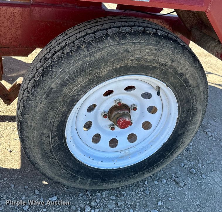 image for item OJ9652 Feed Train 600A grain cart