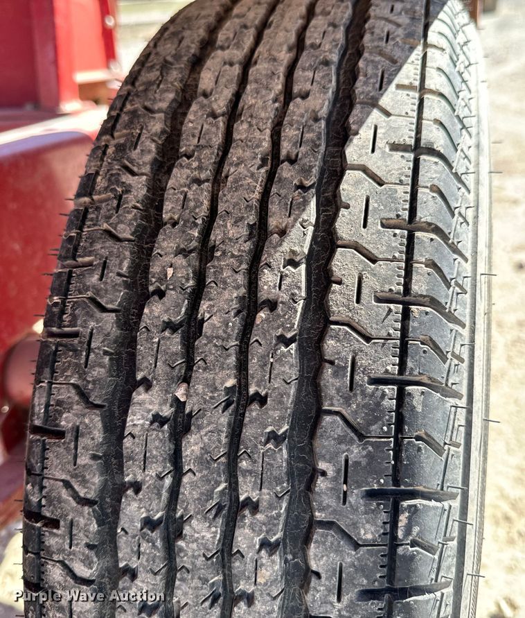 image for item OJ9652 Feed Train 600A grain cart