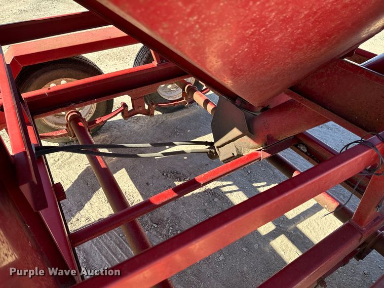 image for item OJ9653 Feed Train 600A grain cart