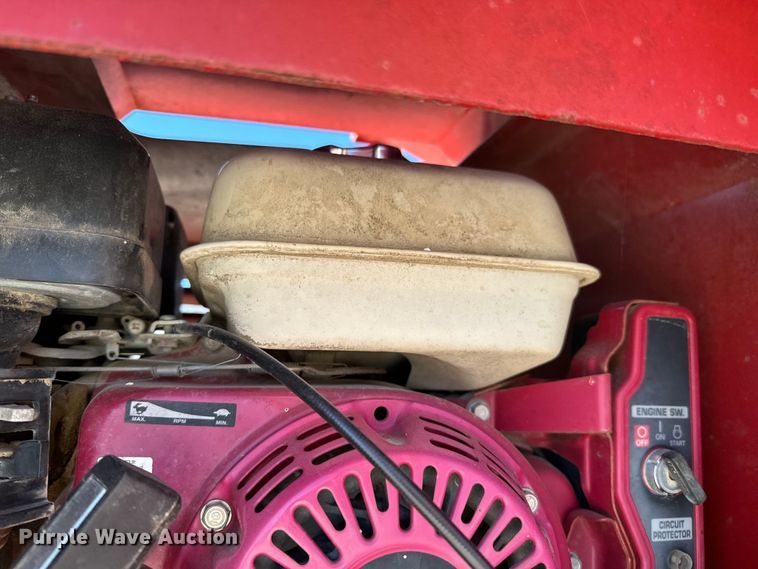 image for item OJ9653 Feed Train 600A grain cart