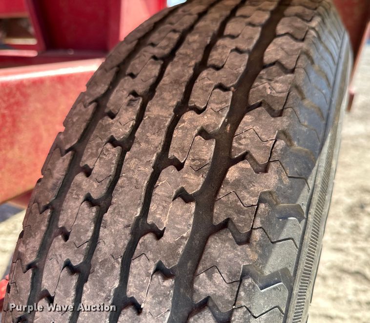 image for item OJ9653 Feed Train 600A grain cart