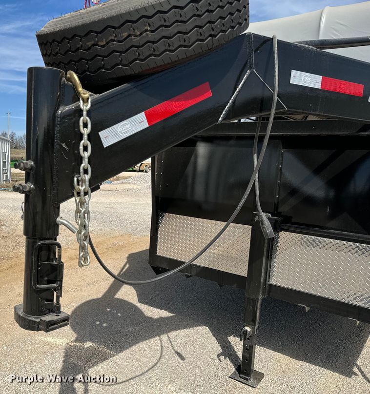 image for item OJ9658 2021 Coose Gooseneck Stock livestock trailer