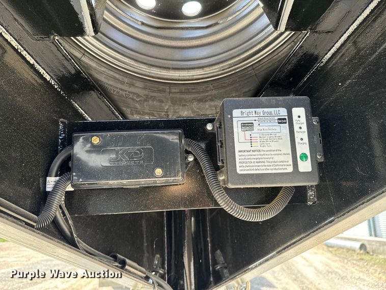 image for item OJ9658 2021 Coose Gooseneck Stock livestock trailer