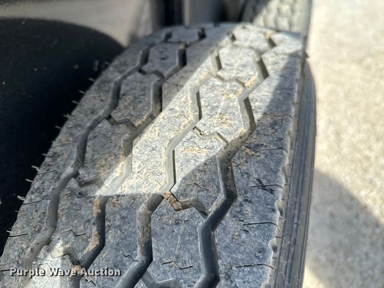 image for item OJ9658 2021 Coose Gooseneck Stock livestock trailer