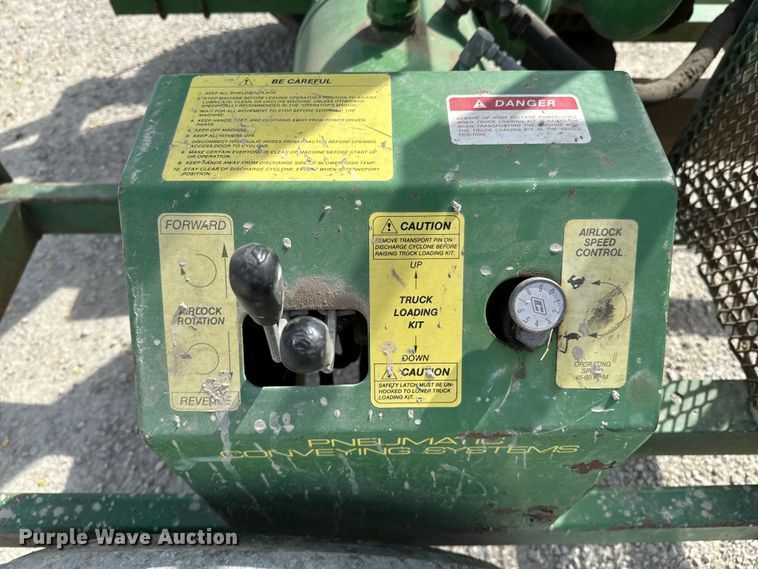 image for item OJ9659 Handlair 1500 grain vacuum