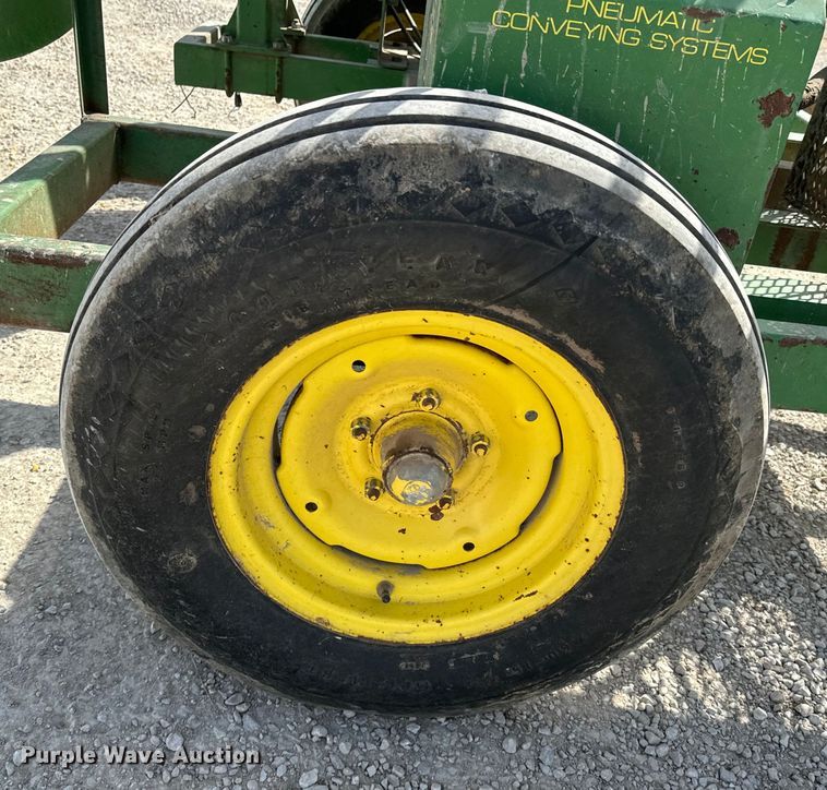 image for item OJ9659 Handlair 1500 grain vacuum