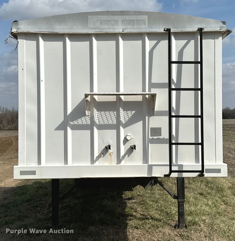 image for item OJ9675 1995 Independent 2401-SG grain trailer