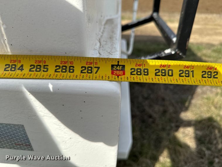 image for item OJ9675 1995 Independent 2401-SG grain trailer