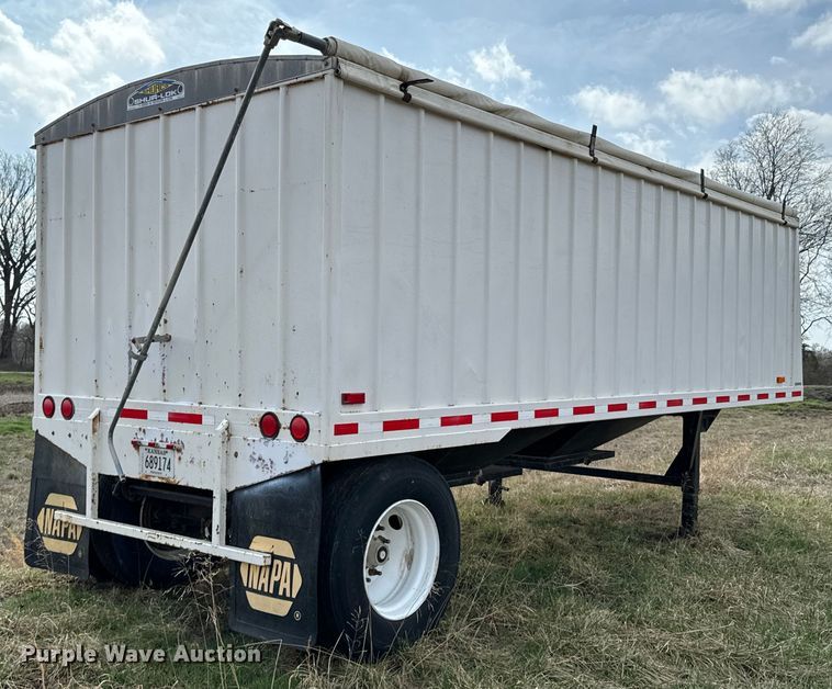 image for item OJ9676 2008 Brenica grain trailer