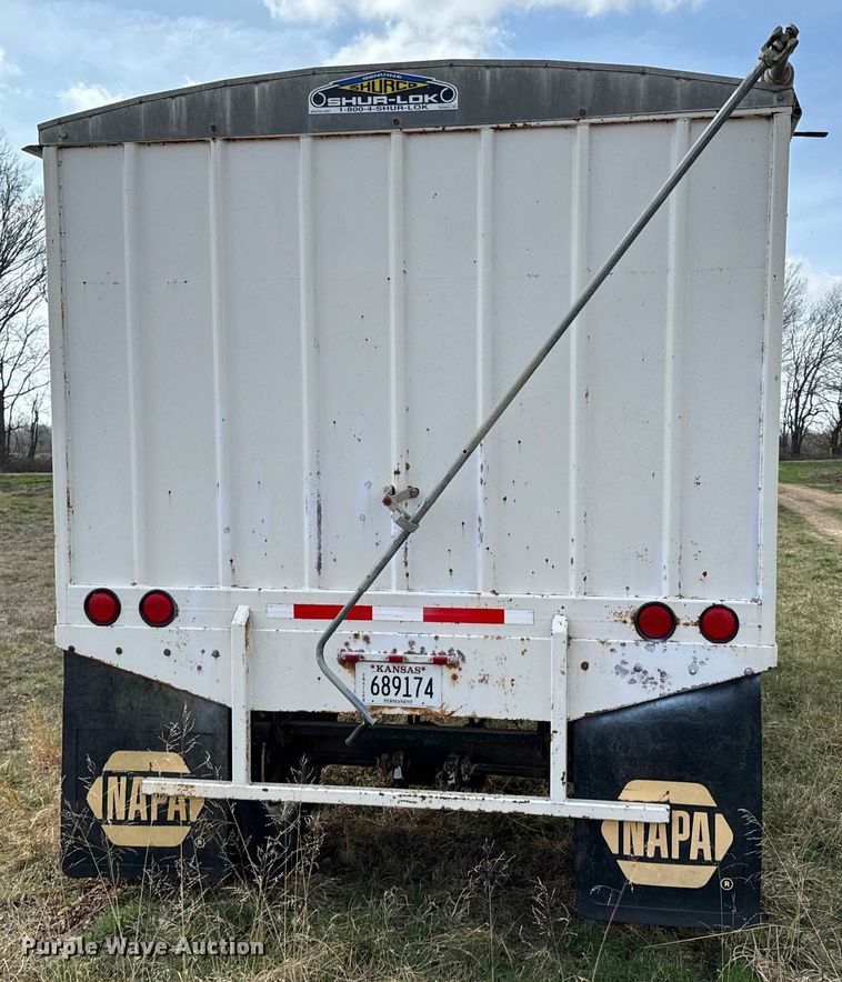 image for item OJ9676 2008 Brenica grain trailer