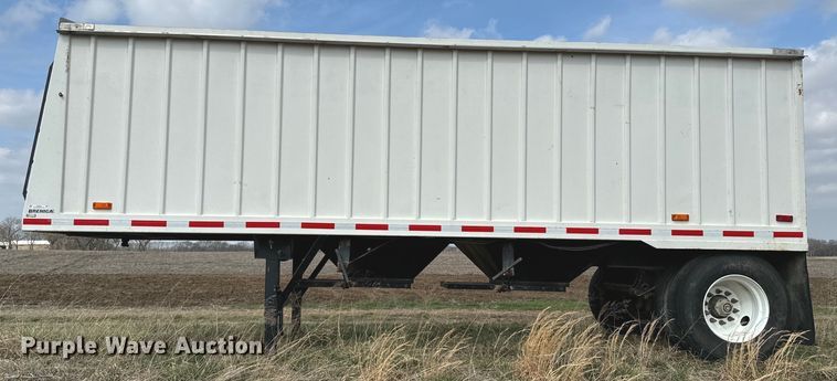 image for item OJ9676 2008 Brenica grain trailer