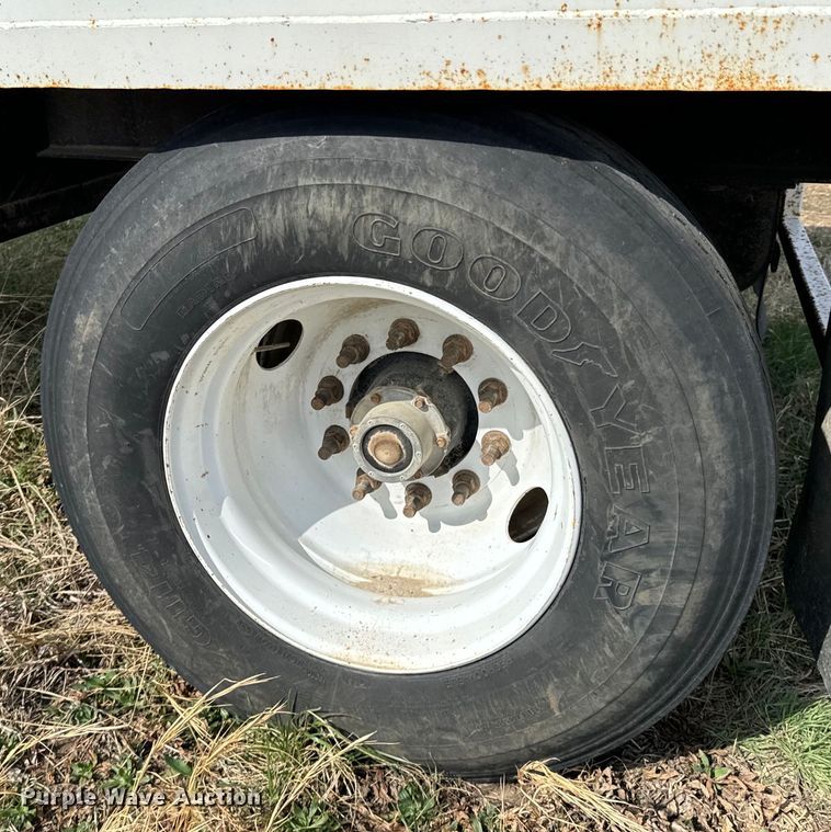 image for item OJ9676 2008 Brenica grain trailer