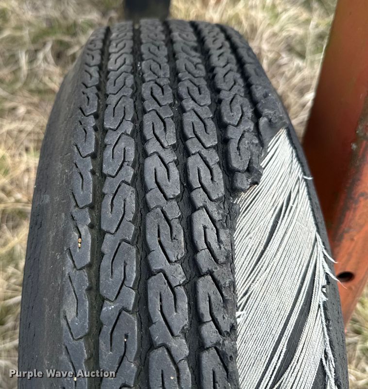 image for item OJ9679 International 183 row crop cultivator