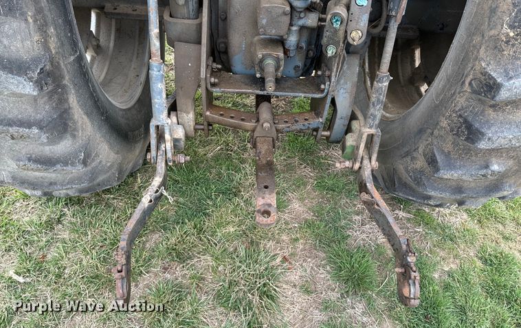 image for item OJ9681 White Field Boss 2-105 tractor