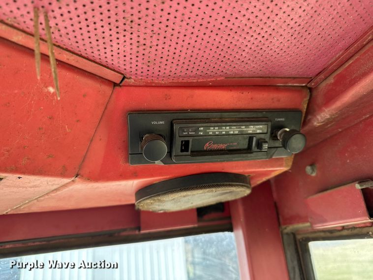 image for item OJ9681 White Field Boss 2-105 tractor