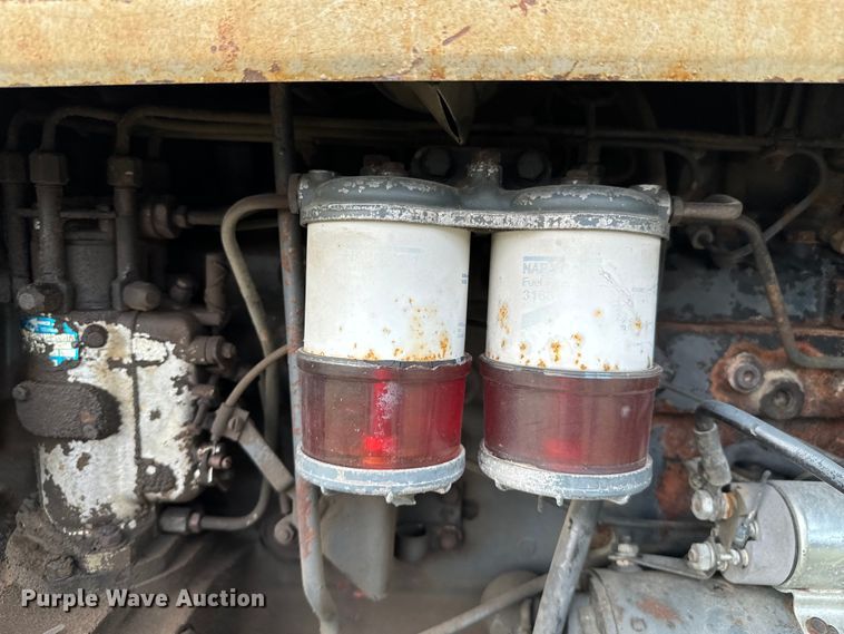 image for item OJ9681 White Field Boss 2-105 tractor