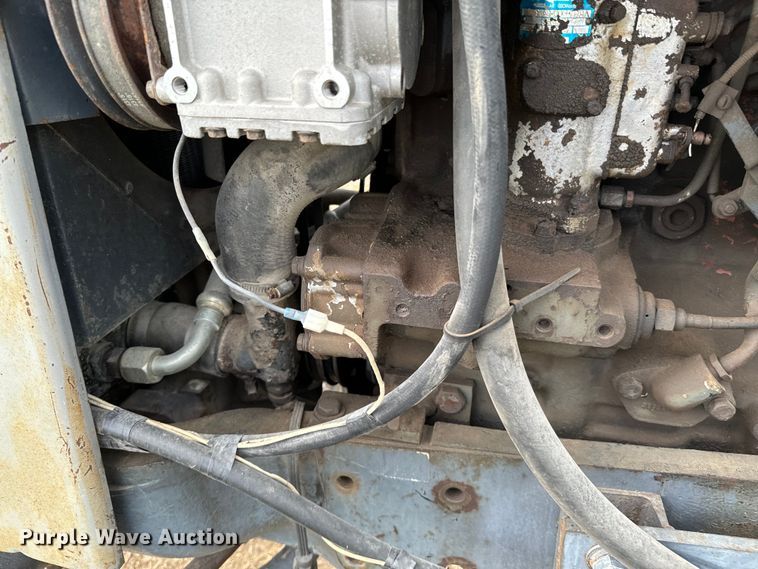 image for item OJ9681 White Field Boss 2-105 tractor