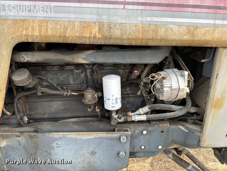 image for item OJ9681 White Field Boss 2-105 tractor