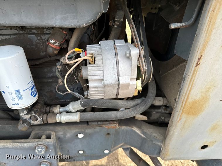 image for item OJ9681 White Field Boss 2-105 tractor